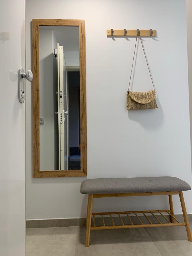 Apartamento Amalia Delux En Torrevieja Exterior foto