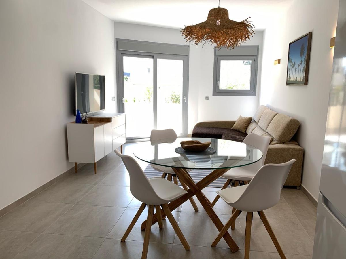 Apartamento Amalia Delux En Torrevieja Exterior foto
